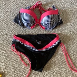 Swimsuit bikini